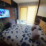 Appartement Jacuzzi For Relax - Hollywood Apartment, Stup,