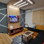 Jacuzzi For Relax - Hollywood Apartment, Stup, * Sarajevo