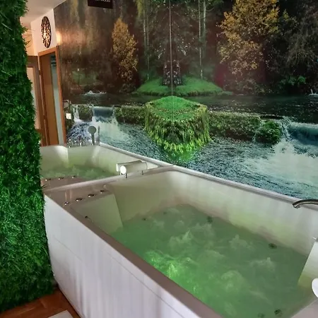 Jacuzzi For Relax - Hollywood Neom Apartment, Stup, Apartment Sarajevo