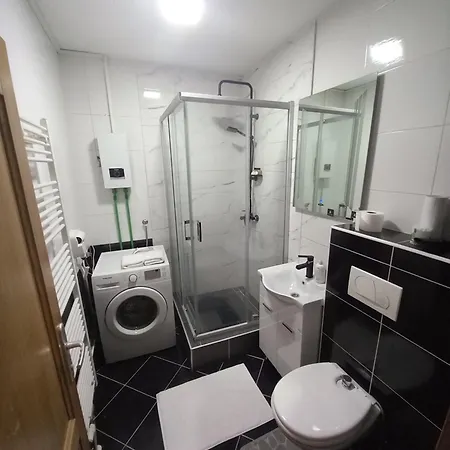 Jacuzzi For Relax - Hollywood Apartment, Stup, Near Airport * Sarajevo