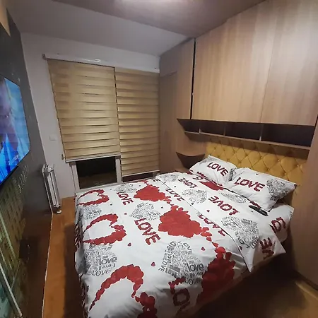 Jacuzzi For Relax - Hollywood Apartment, Stup, Apartment *