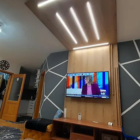 Apartment Jacuzzi For Relax - Hollywood Apartment, Stup, *