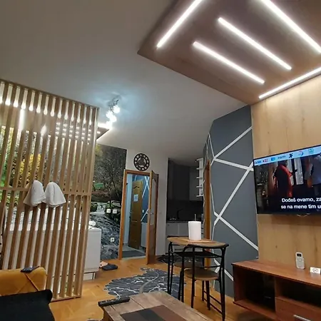 Jacuzzi For Relax - Hollywood Neom Apartment, Stup, Apartment Sarajevo