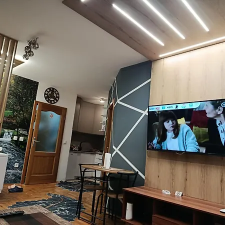 Jacuzzi For Relax - Hollywood Apartment, Stup, Sarajevo