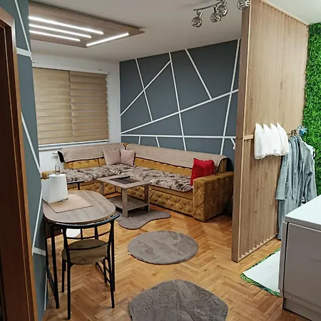 Jacuzzi For Relax - Hollywood Apartment, Stup, Lägenhet Sarajevo